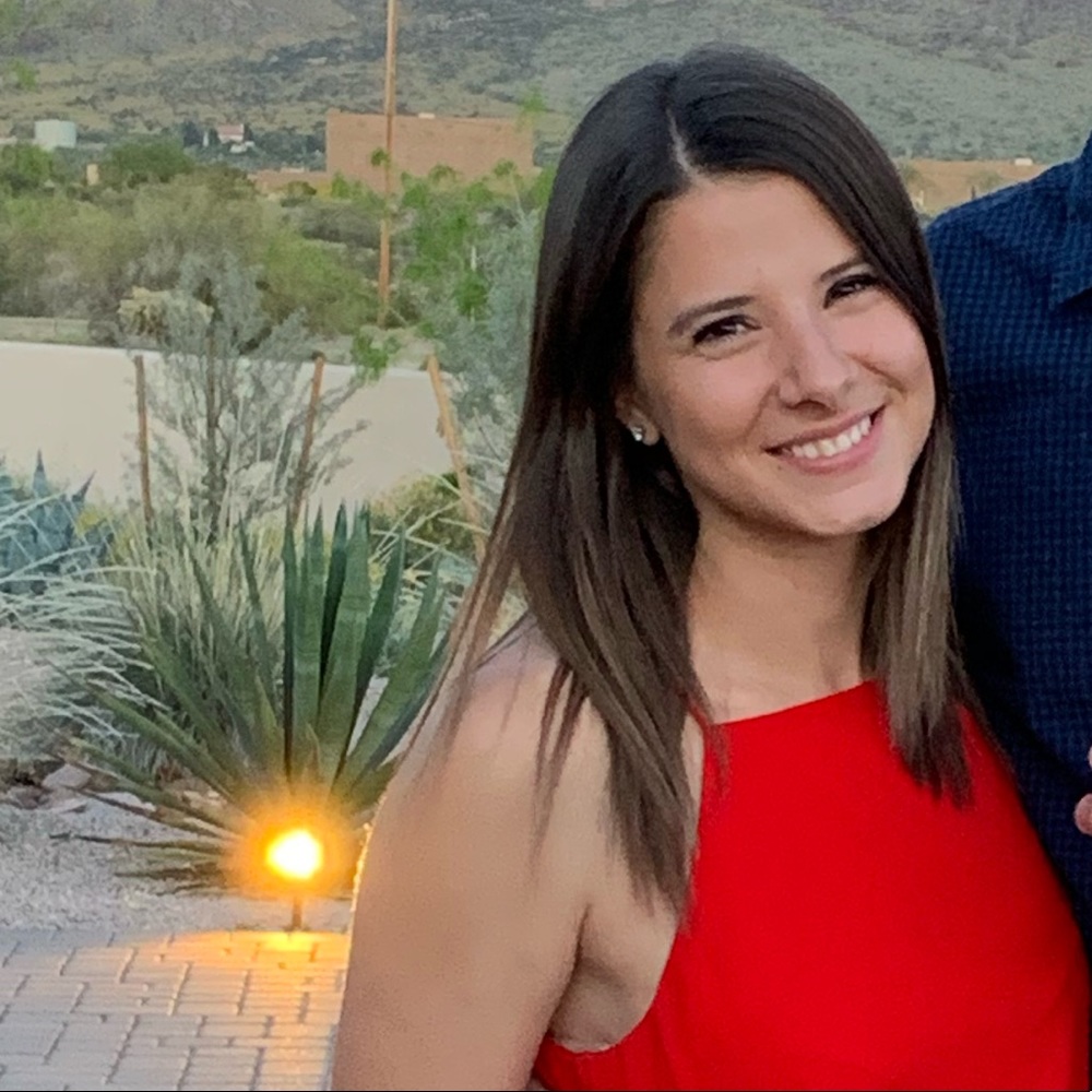 Meet your Posher, Antonia
